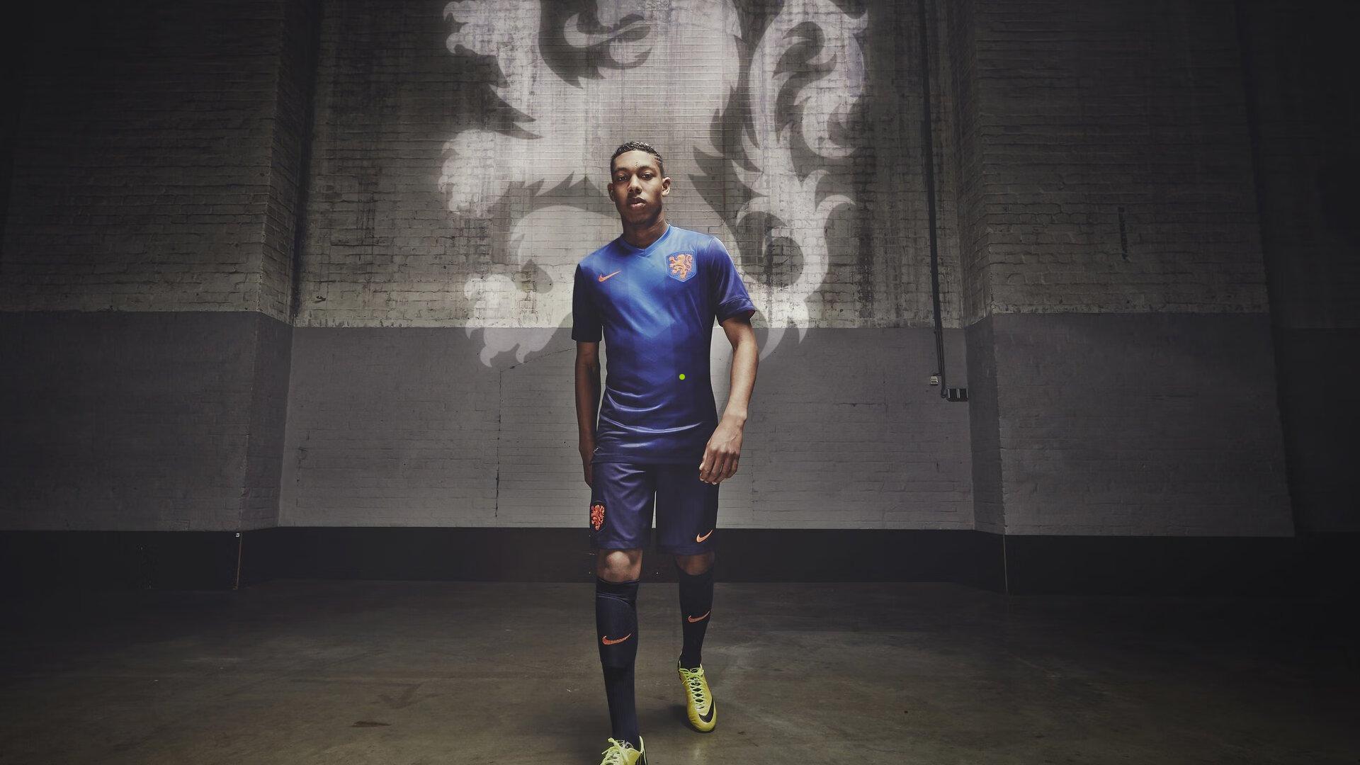  开奖直播_利兹联租购皇马新星加西亚遇阻，阿隆索一票否决引发英西足坛震荡