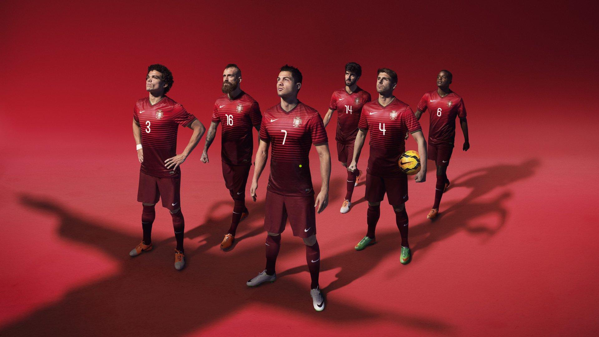 中青报评职业联赛发展，挣脱自娱自乐桎梏，未来十年道阻且长